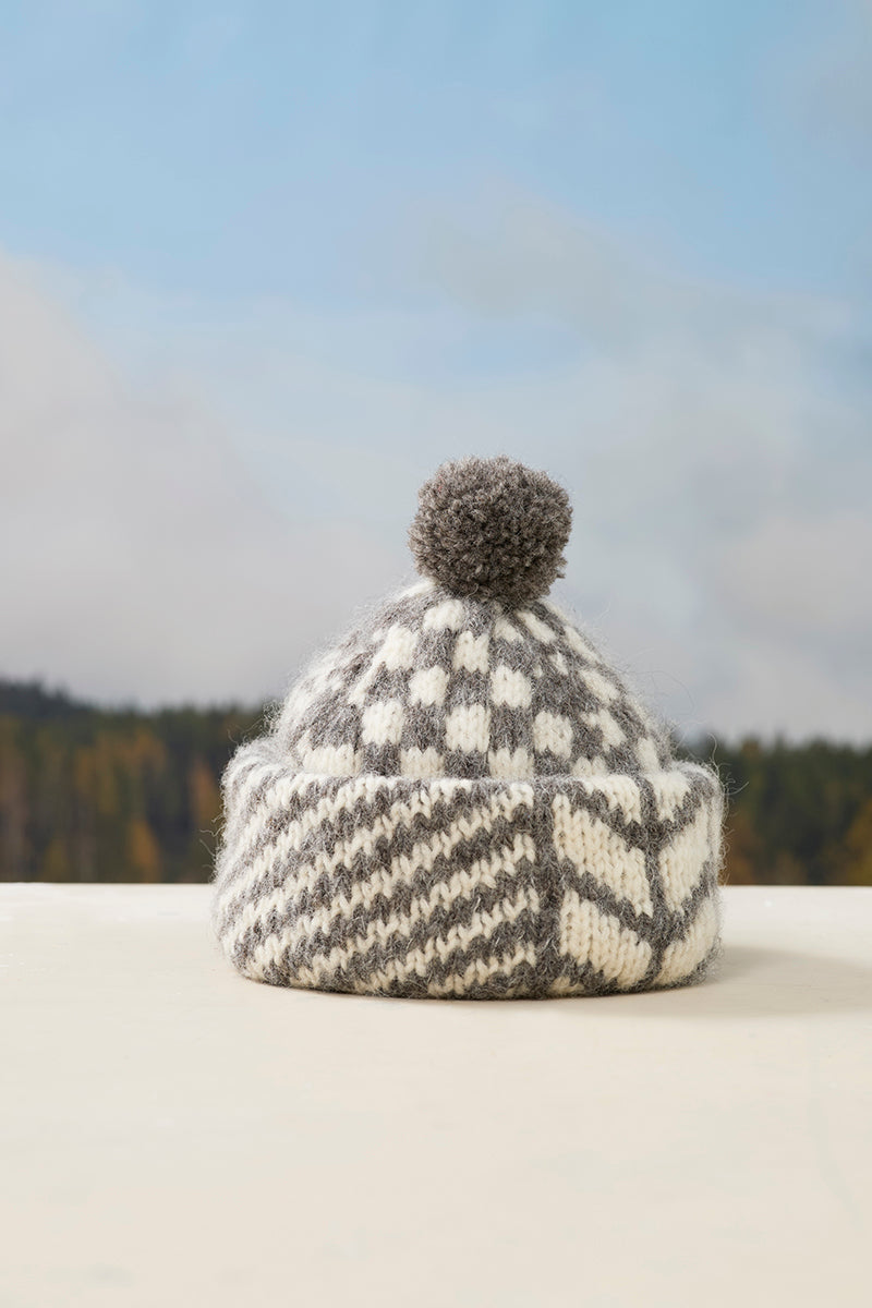 Yarn kit for Nordic Mix Hat