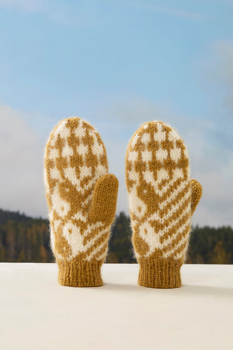 Pattern for Nordic Mix mittens – Laura Dalgaard Knit